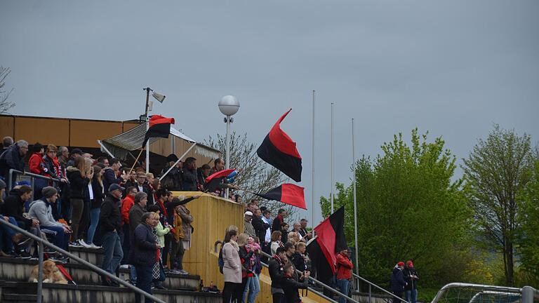 Schwebenried/Schwemmelsbach feiert       -  Die DJK Schwebenried/Schwemmelsbach ist nach dem 3:0-Sieg in Münnerstadt Meister der Bezirksliga Ost.