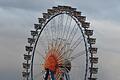 189. Münchner Oktoberfest       -  Das Wetter schwächelt: Grauer Himmel über dem Oktoberfest.