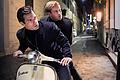 Kinostart - 'Codename U.N.C.L.E.'       -  Ritt auf der Vespa: Henry Cavill (links) und Armie Hammer in &bdquo;Codename: U.N.C.L.E.&ldquo;.