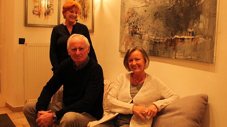 Am 17. und 24. November sowie am 1. Dezember stellen die Künstler (v.l.) Isa Wagner, Jürgen Stäblein und Anita Tschirwitz in der Galerie Wagner in Garstadt aus.