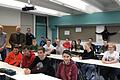 Aktuelle Fragen zur Regierungspolitik in Berlin standen im Mittelpunkt der Diskussionsrunde mit Bernd Rützel in der Michael-Ignaz-Schmidt-Realschule Arnstein. Im Bild von links: Klaus May, Bernd Rützel und Klassensprecher Felix Reuß.